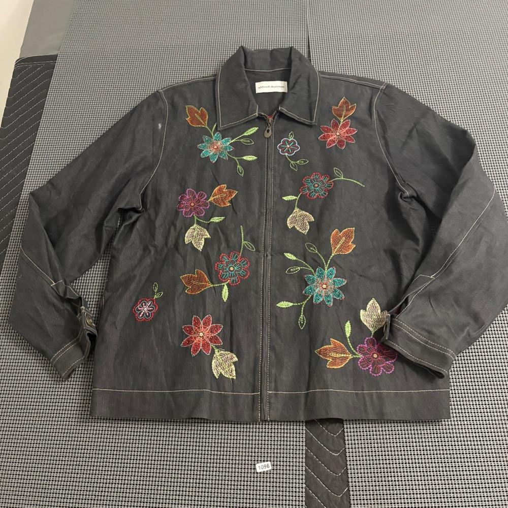 Alfred Dunner Womens 10 Floral Embroidered Beaded Zip Front Denim Jacket Black